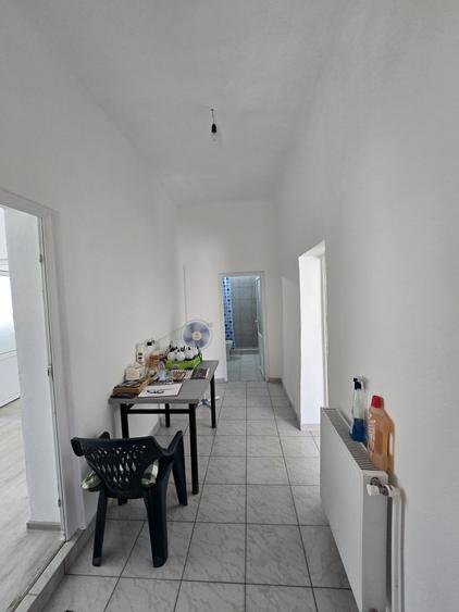 Casă individuală cu 3 camere cu Canalizare în Fratelia