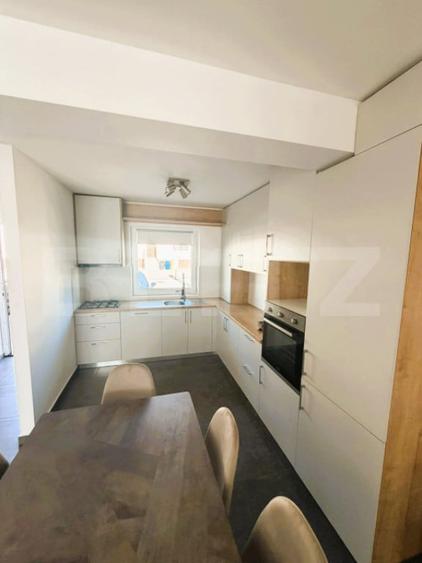 Casă cu 3 camere cu Teren 200 Mp în Central