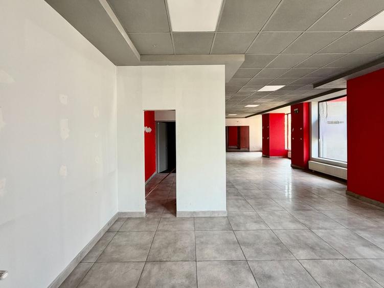 Spațiu comercial, de 130 mp, în Aradului