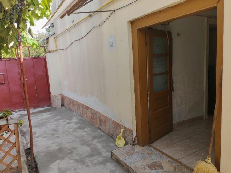 Casă individuală cu 1 camere cu Canalizare în Lunei