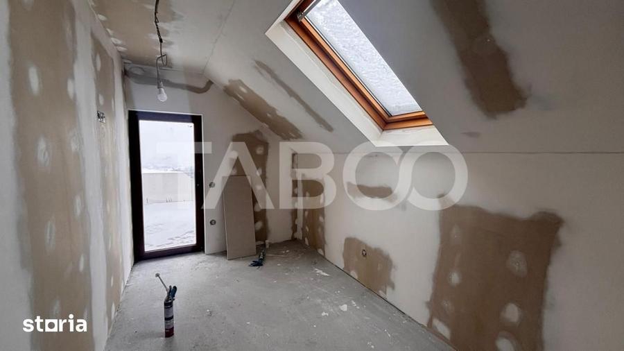Casă cu 4 camere cu Teren 106 Mp în Șura Mare