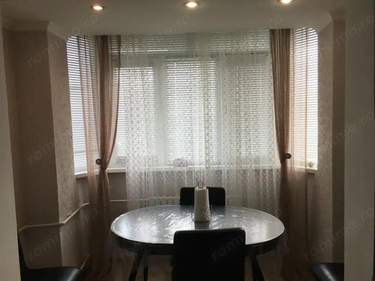 Garsonieră decomandată în Costin Georgian