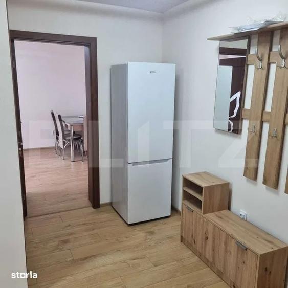 Apartament 3 camere de inchiriat zona micro 3 etaj 1 - 2