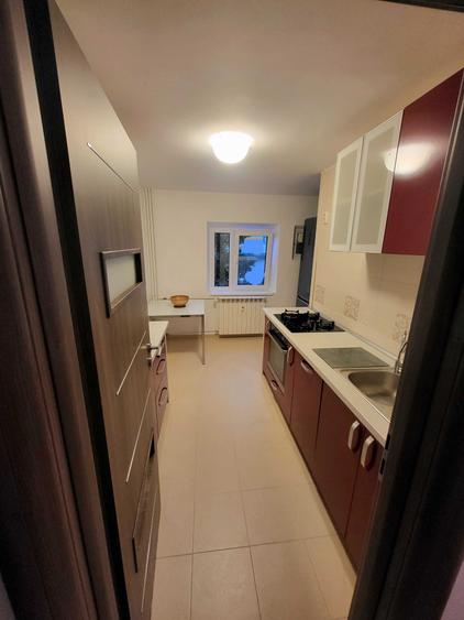 Apartament cu 2 camere decomandat în Aviației