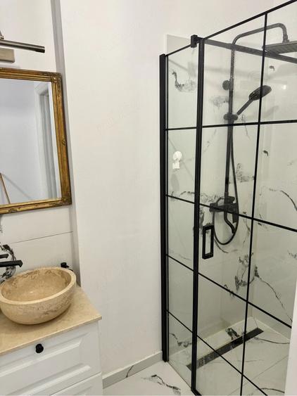 Apartament cu 3 camere decomandat în Chiajna