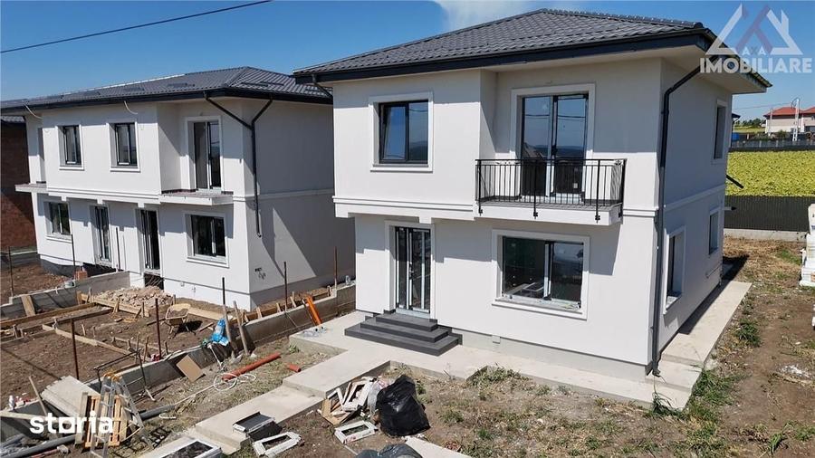 Casă cu 4 camere cu Teren 400 Mp în Rediu