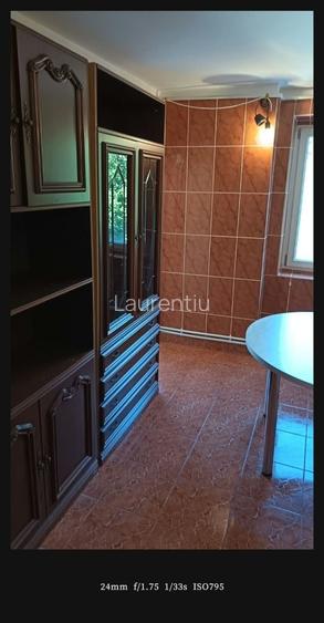 Vand apartament 2 camere