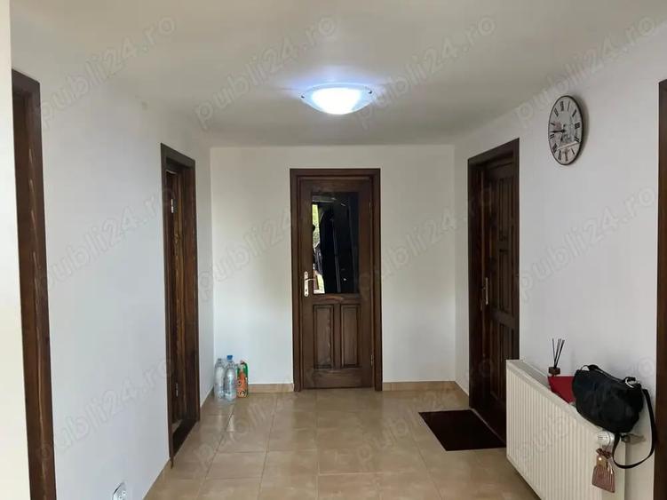 Casă cu 3 camere cu Teren 1476 Mp în Gruiu