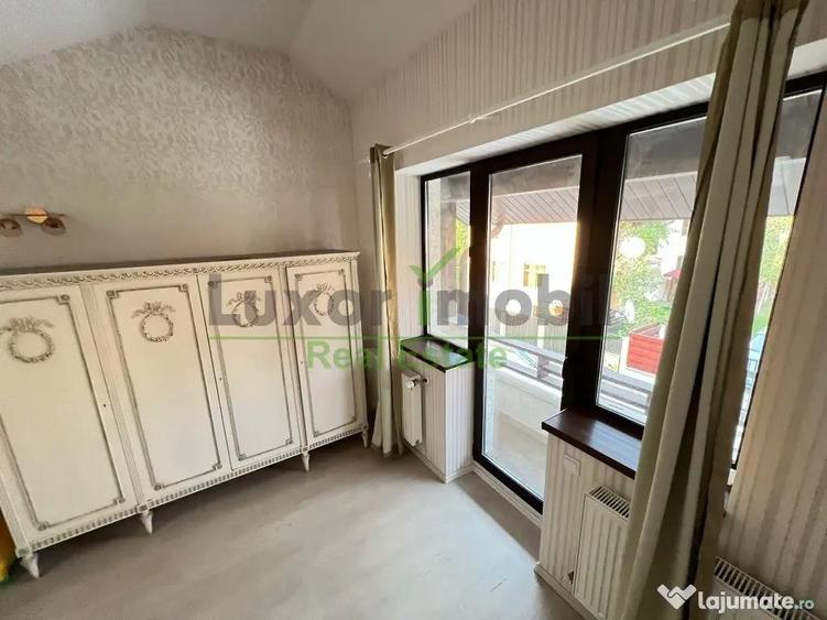 Casă cu 8 camere cu Teren 800 Mp în Bucium