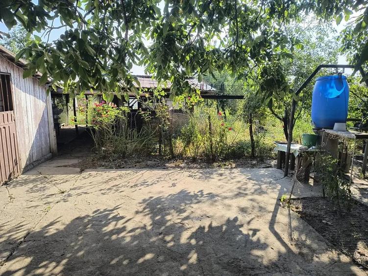 Casă cu 2 camere în Radovan