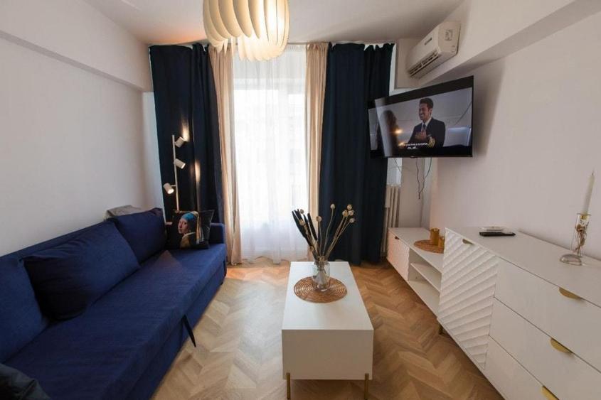 Apartament cu 2 camere decomandat, mobilat în Calea Victoriei