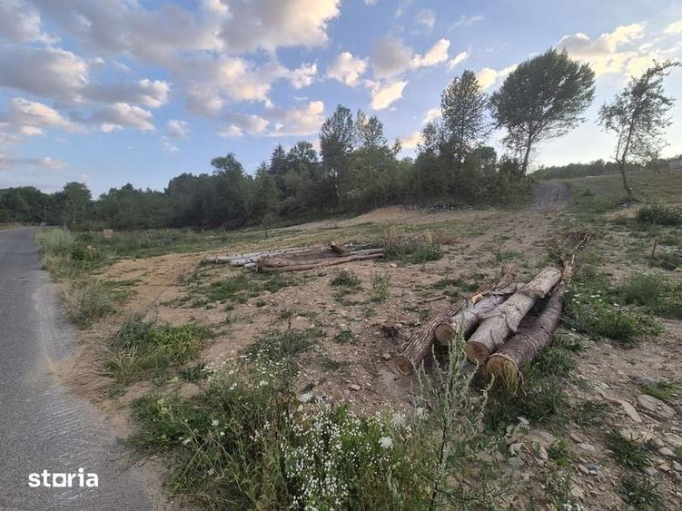 Teren de 2574 mp, în Central