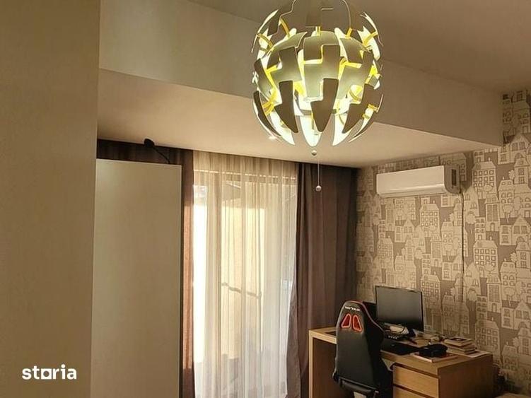 Casă cu 5 camere cu Teren 500 Mp în Corbeanca