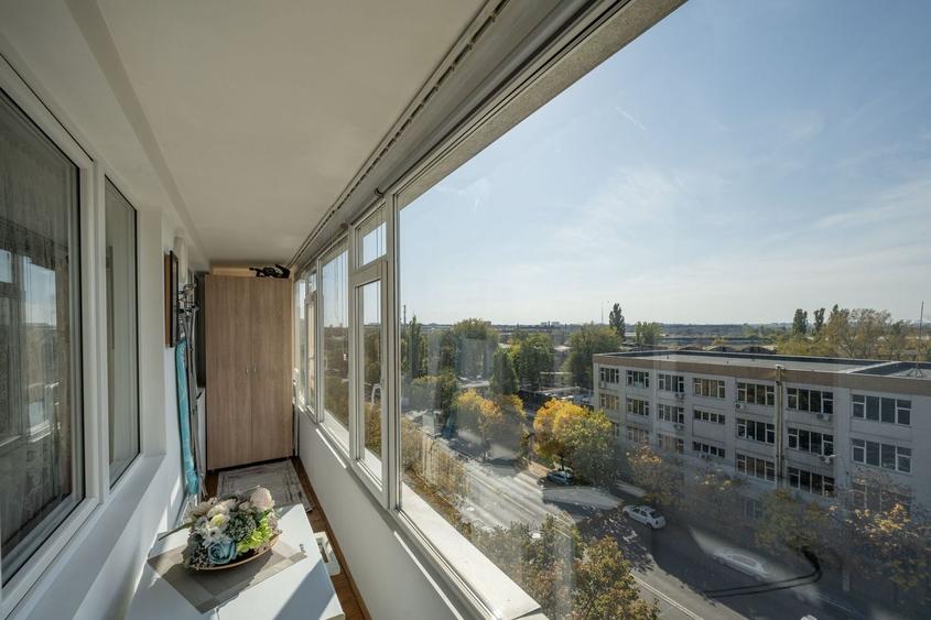 Apartament cu 2 camere semidecomandat, mobilat în 1 Mai