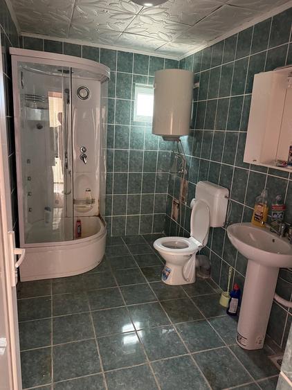 Casă cu 7 camere cu Teren 2759 Mp în Chizătău