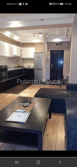 Persoana fizica dau in chirie apartament 3 camere( 87 mp )