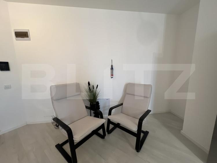 Apartament cu 2 camere semidecomandat, mobilat în Florești