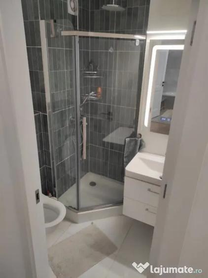 Apartament cu 3 camere decomandat în George Enescu
