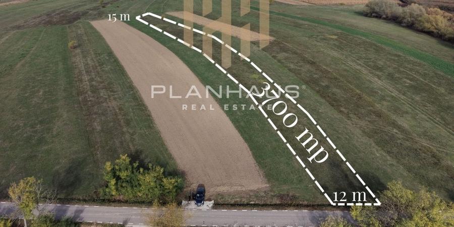 Teren intravilan de 3700 mp, în Chechiș