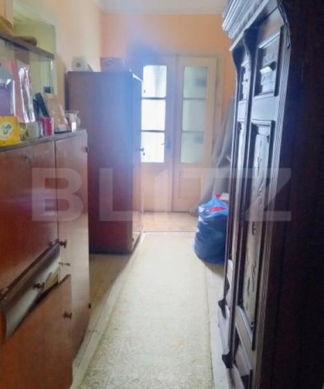 Casă cu 4 camere cu Teren 7729 Mp în Central
