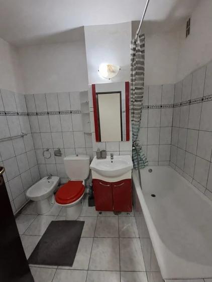 Apartament, 2 camere decomandat, zona ultracentrala, 56,77 mp, etaj 1 + Terasa - 12