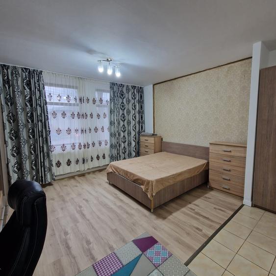 Garsonieră semidecomandată, mobilată în Podu Roș