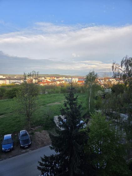 Apartament cu 2 camere decomandat în Lazaret