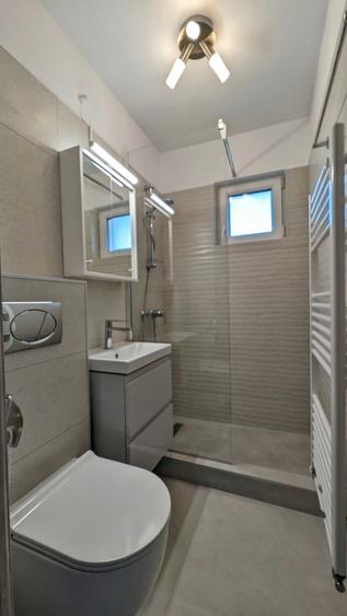 Apartament cu 2 camere semidecomandat în Hărmanului