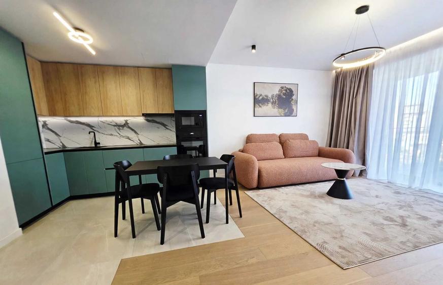 Apartament cu 2 camere decomandat în Central