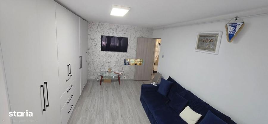 Apartament cu 2 camere decomandat în Far