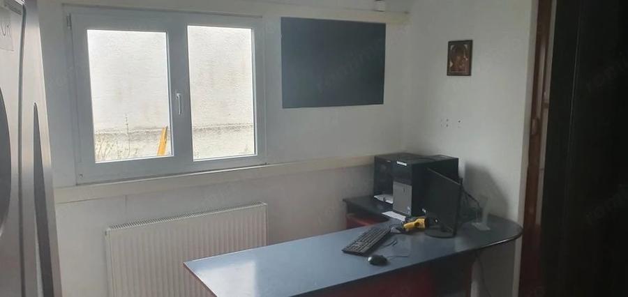 Spațiu comercial, de 1,500 mp, în Călinești