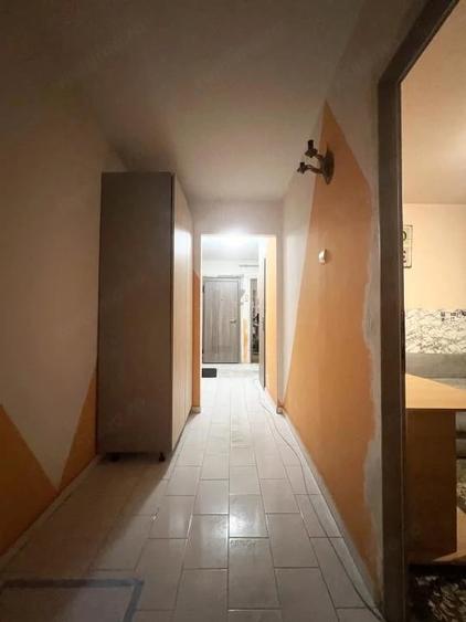 Apartament cu 3 camere decomandat în Lunei