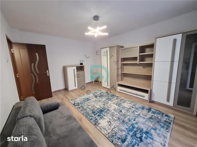 Apartament cu 2 camere decomandat în Valea Cetății