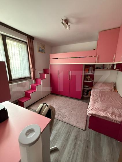 Apartament cu 2 camere decomandat, mobilat în Central