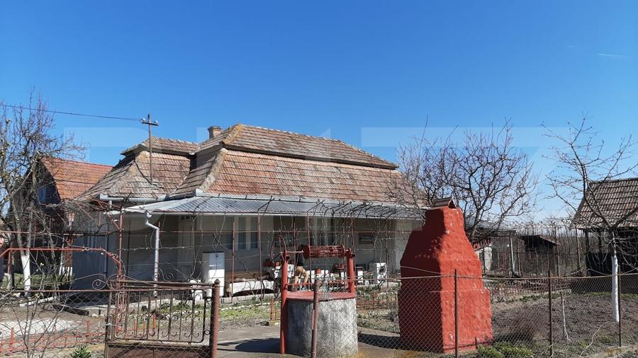 Casă individuală cu 3 camere cu Teren 550 Mp în Chețani