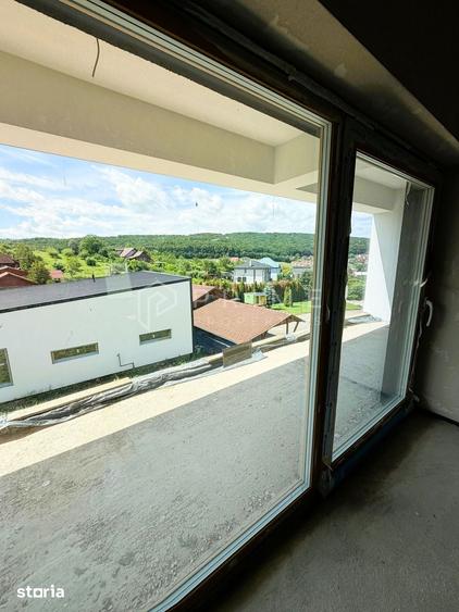Casă cu 4 camere cu Teren 500 Mp în Corunca