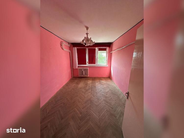 Apartament cu 3 camere decomandat în Valea Rosie