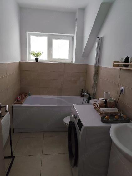 Apartament cu 2 camere decomandat în Exterior Vest