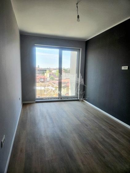 Apartament cu 2 camere decomandat în Dacia