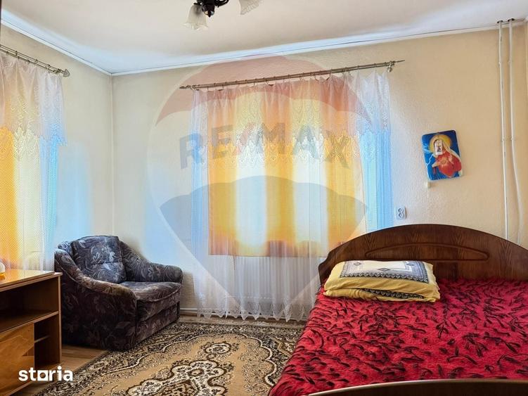 Casă cu 5 camere cu Teren 1056 Mp în Șaru Dornei