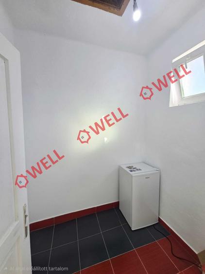 Casă cu 1 camere cu Teren 1400 Mp în Căpeni