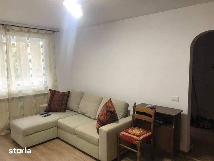 Se inchiriaza apartament cu 2 camere la etajul 1. - 2