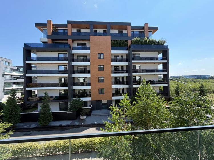 Apartament cu 2 camere decomandat în Băneasa