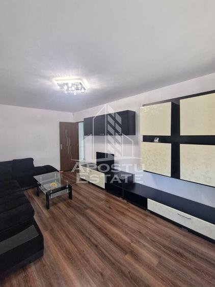 Apartament cu 3 camere decomandat, mobilat în Lipovei