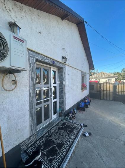 vand casa in perfecat stare