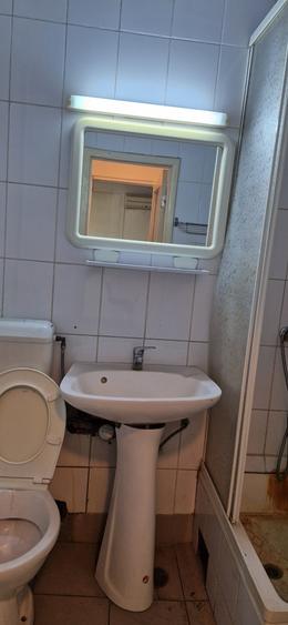 Apartament cu 3 camere în Drumul Taberei