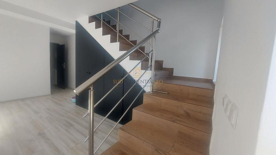 Duplex cu 3 camere cu Canalizare în Berceni