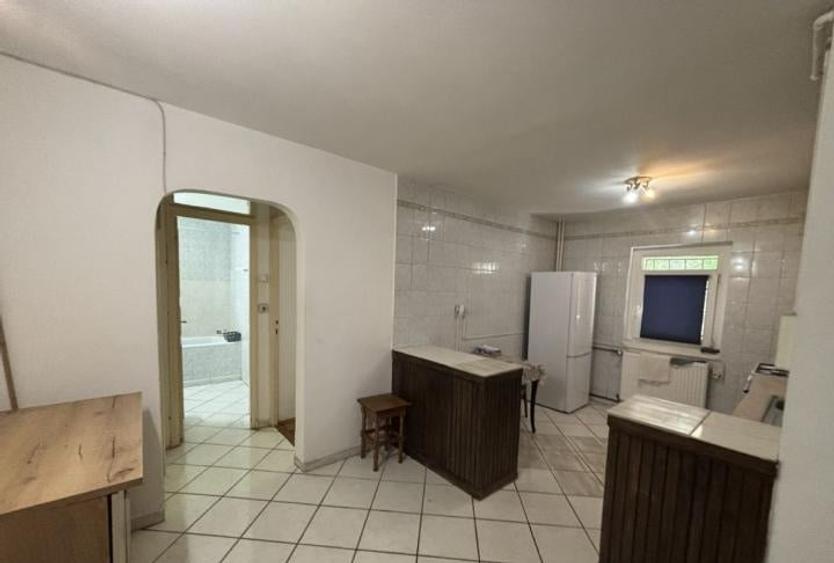 Apartament cu 2 camere decomandat, mobilat în Dorobanți