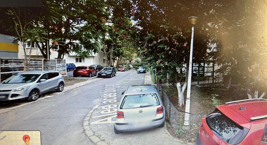 Apartament cu 3 camere decomandat în Brâncoveanu