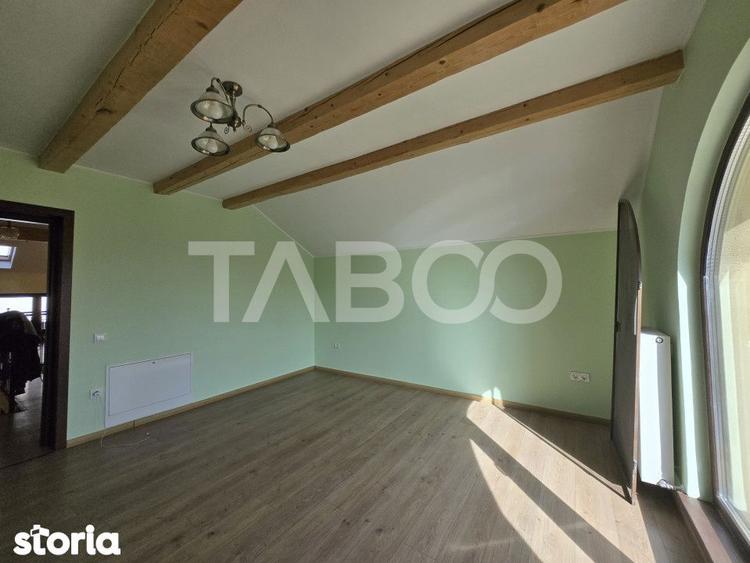 Casă cu 4 camere cu Teren 200 Mp în Tineretului